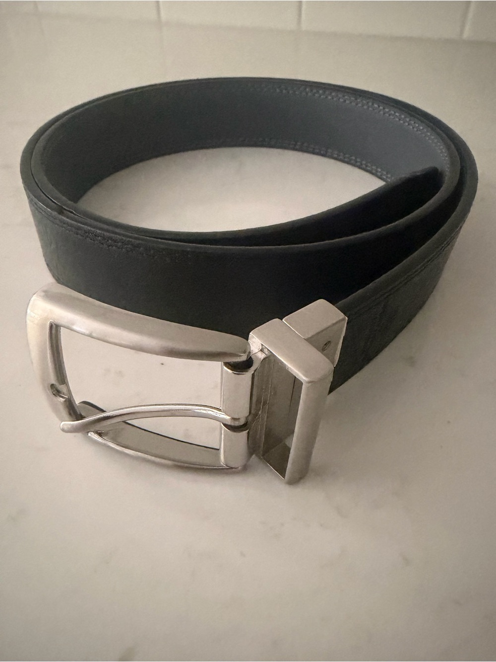 NEW Nike Men's Genuine Leather Reversible Belt